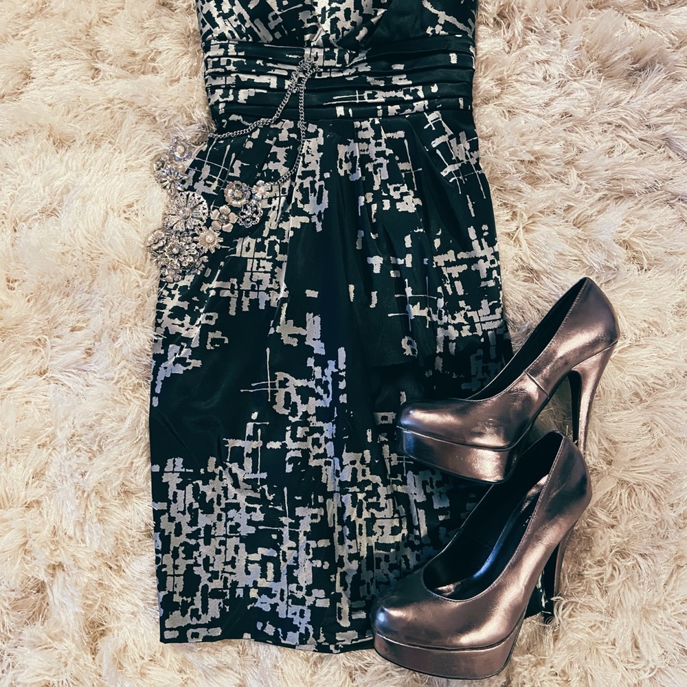 Forever 21 Silver Platform Heel